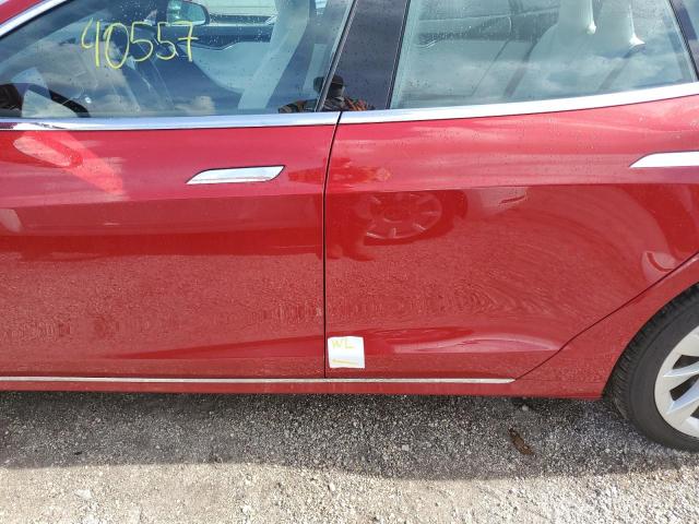 5YJSA1E27JF265961 - 2018 TESLA MODEL S წითელი ფოტო 12