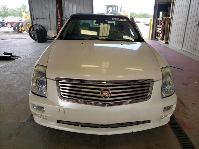 1G6DW677460195005 - 2006 CADILLAC STS WHITE photo 5