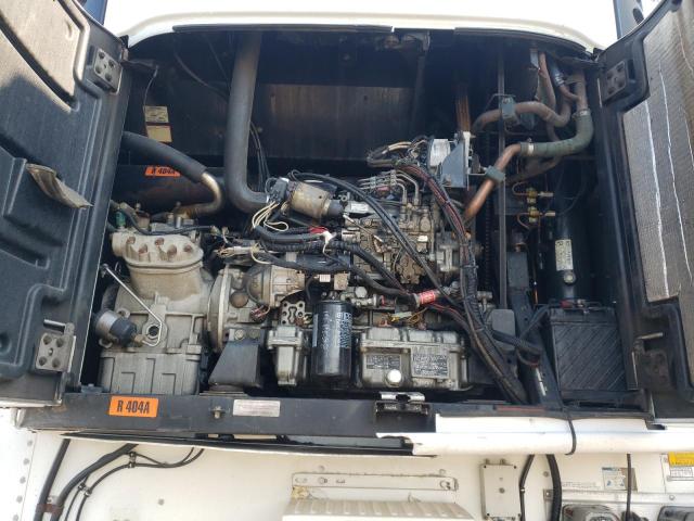 1UYVS2487CM452814 - 2012 UTILITY VS2RA თეთრი ფოტო 7