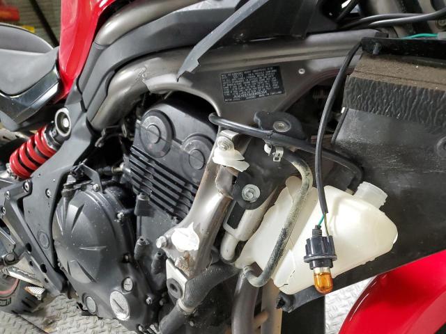 JKAEXEE18CDA06364 - 2012 KAWASAKI EX650 EC RED photo 10