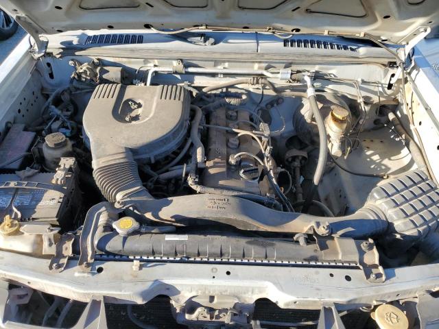 1N6DD21SXYC384295 - 2000 NISSAN FRONTIER XE SILVER photo 11