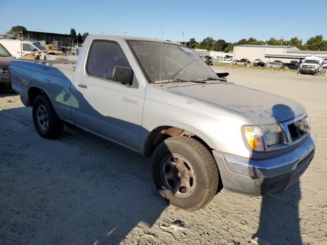 1N6DD21SXYC384295 - 2000 NISSAN FRONTIER XE SILVER photo 4