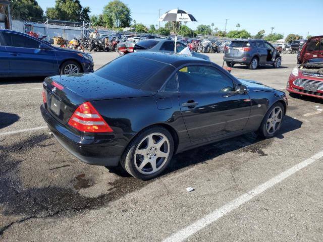 WDBKK47F1YF163963 - 2000 MERCEDES-BENZ SLK 230 KOMPRESSOR BLACK photo 3