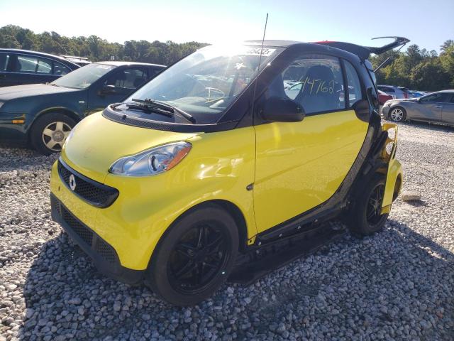 WMEEJ3BA6DK660064 - 2013 SMART FORTWO PURE YELLOW photo 2