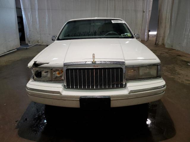 1LNLM81W7RY750055 - 1994 LINCOLN TOWN CAR EXECUTIVE WHITE photo 5
