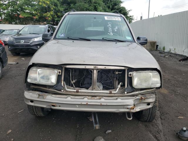 2CNBJ13C936903675 - 2003 CHEVROLET TRACKER BEIGE photo 5