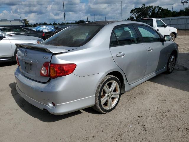 1NXBE40EX9Z009707 - 2009 TOYOTA COROLLA XRS SILVER photo 3