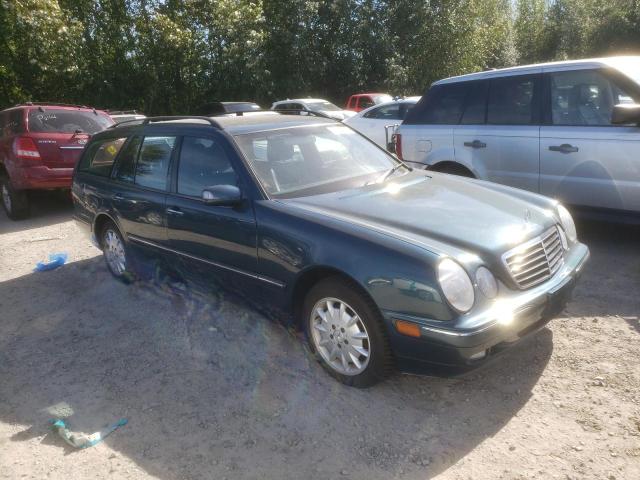 WDBJH82J22X062445 - 2002 MERCEDES-BENZ E 320 4MATIC TEAL photo 4