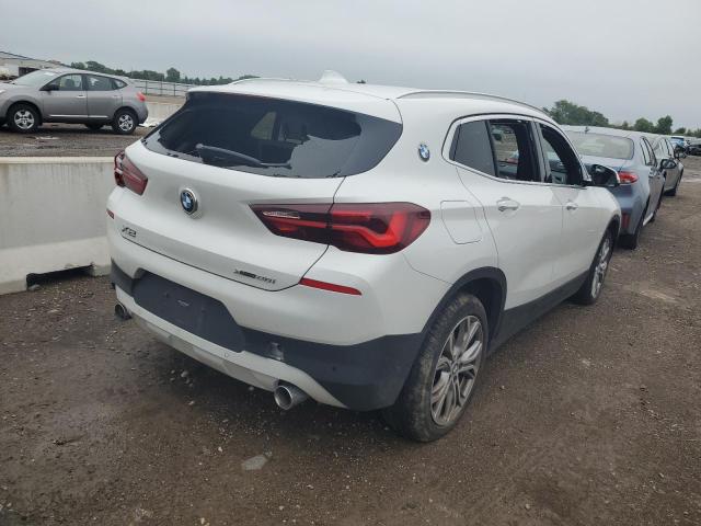 WBXYJ1C08N5T49714 - 2022 BMW X2 XDRIVE28I WHITE photo 3