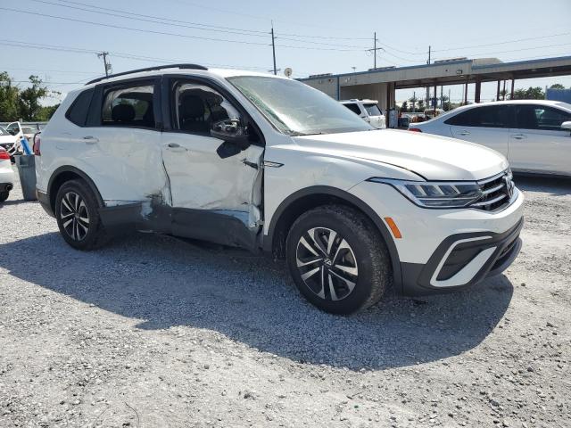 3VV1B7AX2NM004009 - 2022 VOLKSWAGEN TIGUAN S Սպիտակ լուսանկար 4