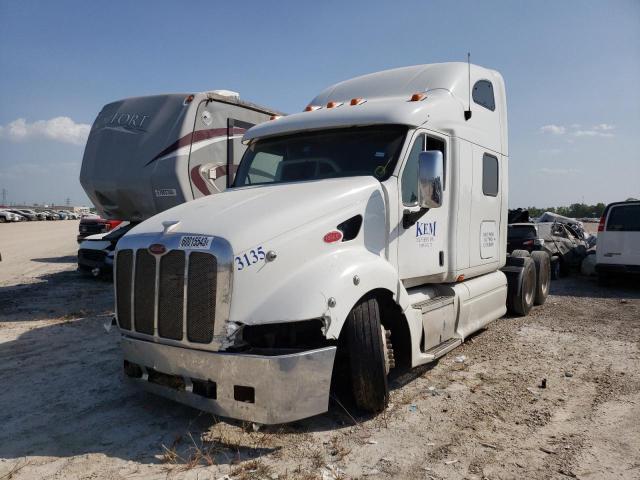 1XP7D49X4AD793726 - 2010 PETERBILT 387 WHITE photo 2