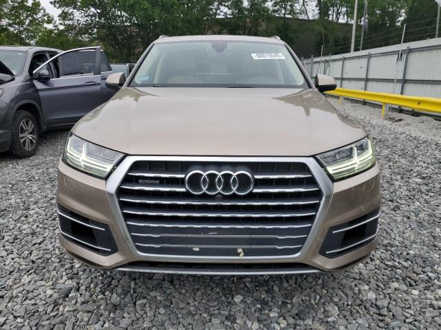 WA1LAAF72KD031809 - 2019 AUDI Q7 PREMIUM PLUS Beżowy zdjęcie 5