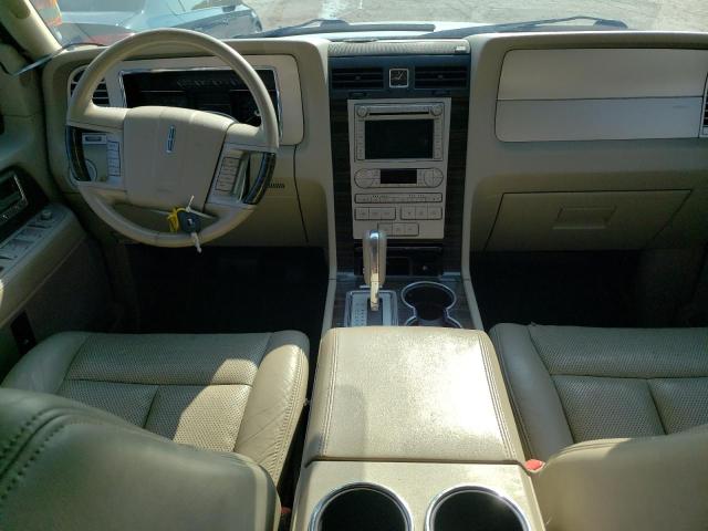 5LMJJ2J59AEJ00313 - 2010 LINCOLN NAVIGATOR 白色 照片 8