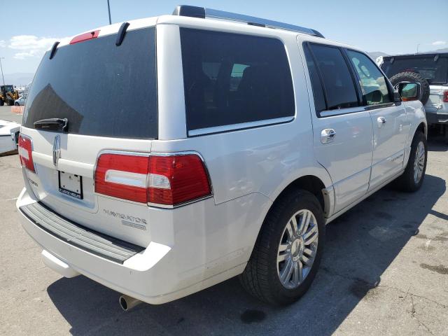 5LMJJ2J52AEJ06423 - 2010 LINCOLN NAVIGATOR WHITE photo 3