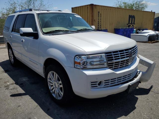 5LMJJ2J52AEJ06423 - 2010 LINCOLN NAVIGATOR WHITE photo 4
