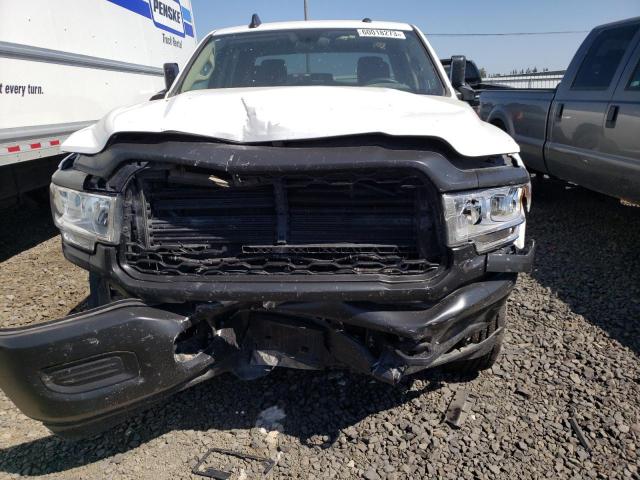 3C6UR5HL9KG665651 - 2019 RAM 2500 TRADESMAN WHITE photo 5