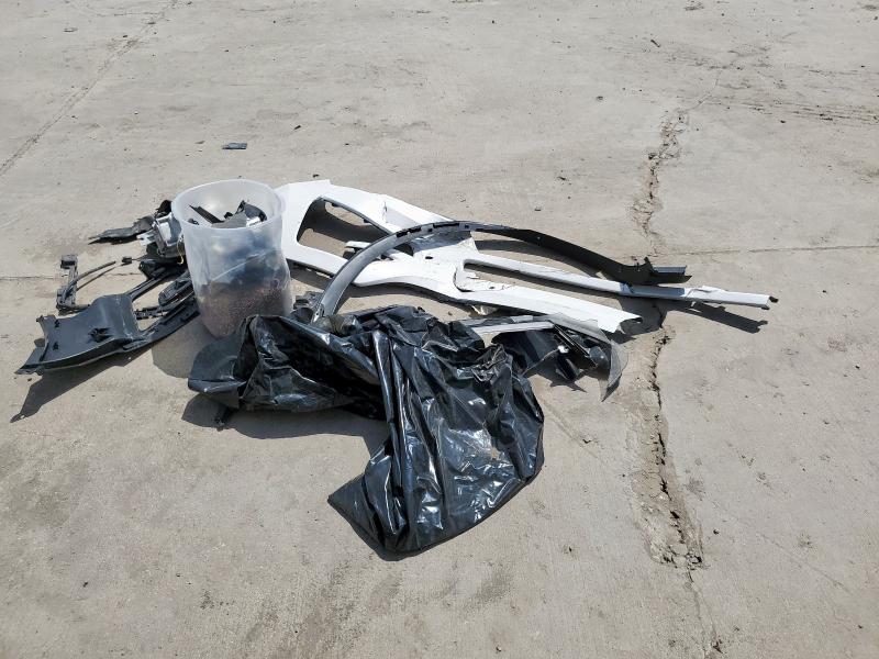 1FM5K7DH8HGE37235 - 2017 FORD EXPLORER XLT WHITE photo 13