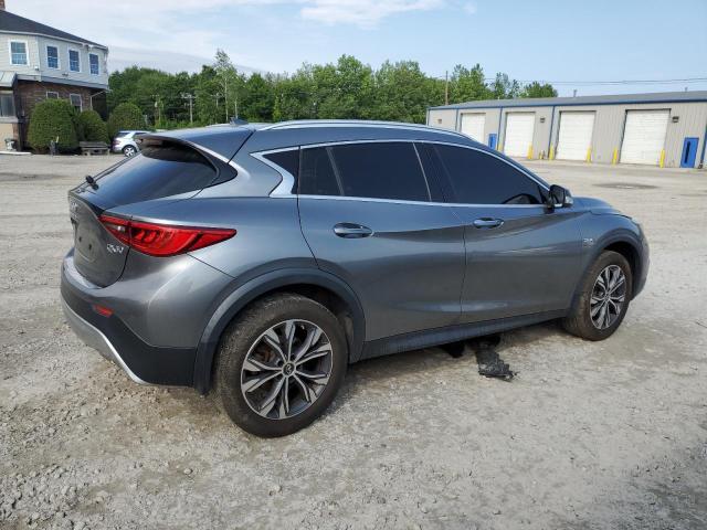 SJKCH5CR5HA026609 - 2017 INFINITI QX30 BASE GRAY photo 3