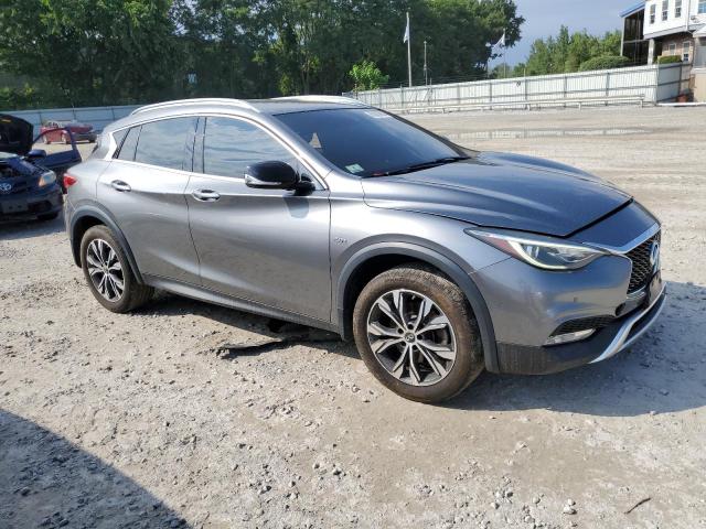 SJKCH5CR5HA026609 - 2017 INFINITI QX30 BASE GRAY photo 4