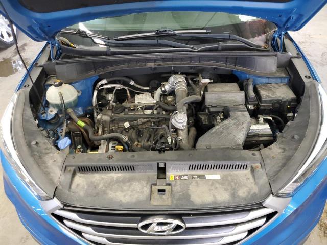 KM8J3CA23JU824688 - 2018 HYUNDAI TUCSON VALUE BLUE photo 11