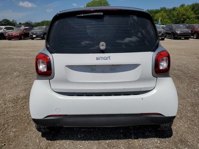 WMEFJ5DA8HK169899 - 2017 SMART FORTWO TWO TONE photo 6