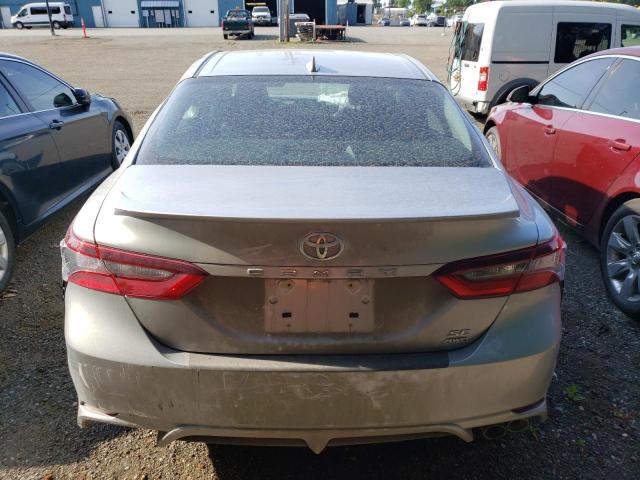 4T1G11BK1RU113280 - 2024 TOYOTA CAMRY SE NIGHT SHADE SILVER photo 6