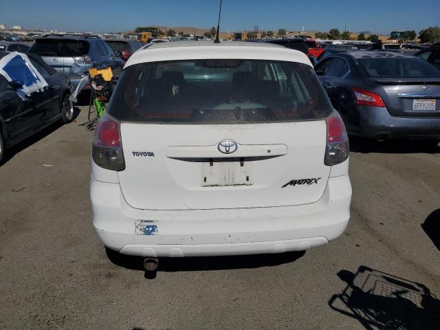 2T1KR32E35C496076 - 2005 TOYOTA MATRIX XR WHITE photo 6