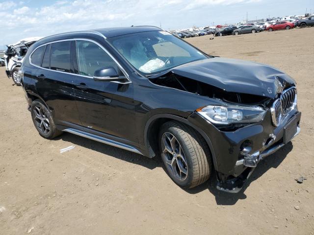 WBXHT3C37J5L27911 - 2018 BMW X1 XDRIVE28I BLACK photo 4