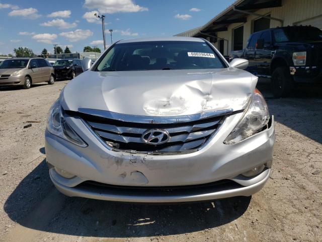 5NPEC4AC1BH120439 - 2011 HYUNDAI SONATA SE SILVER photo 5