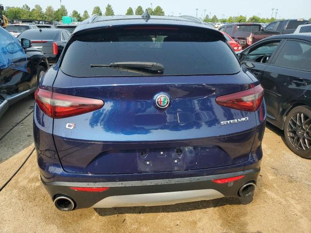 ZASFAKAN8J7B71009 - 2018 ALFA ROMEO STELVIO BLUE photo 6