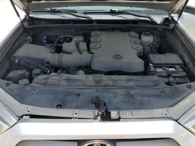 JTEBU5JR8G5335555 - 2016 TOYOTA 4RUNNER SR5/SR5 PREMIUM 银色 照片 12