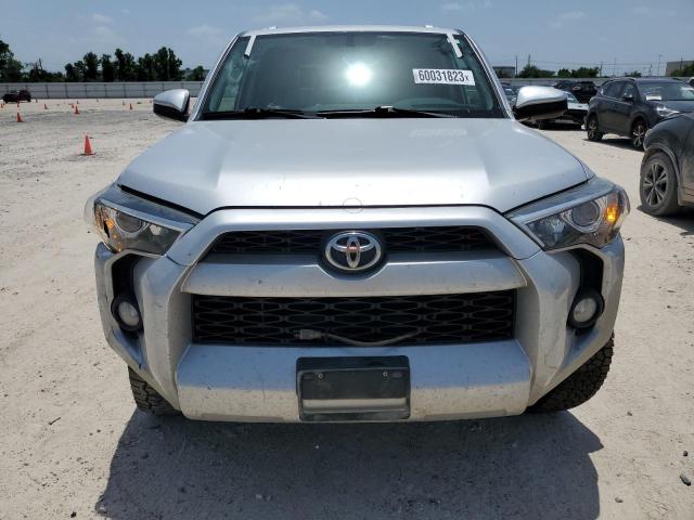 JTEBU5JR8G5335555 - 2016 TOYOTA 4RUNNER SR5/SR5 PREMIUM 银色 照片 5
