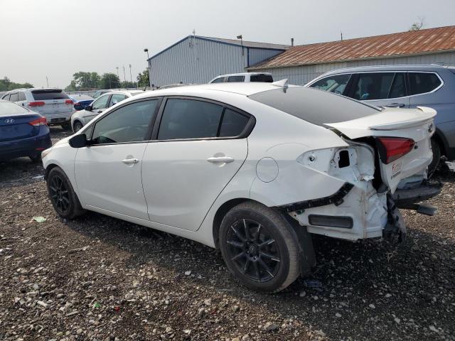 3KPFL4A75JE188074 - 2018 KIA FORTE LX WHITE photo 2