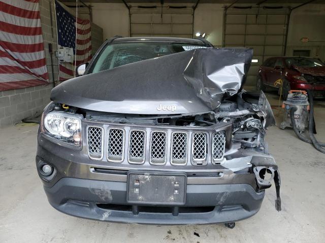 1C4NJDEB4GD756082 - 2016 JEEP COMPASS LATITUDE CHARCOAL photo 5