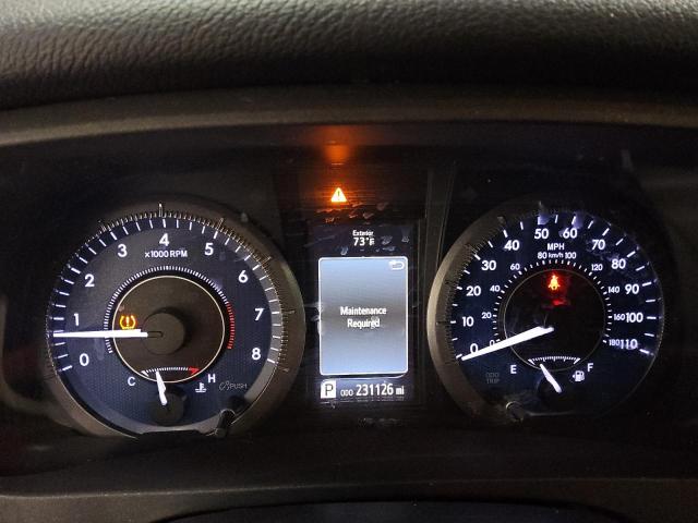 5TDYK3DC3FS672725 - 2015 TOYOTA SIENNA XLE 银色 照片 9