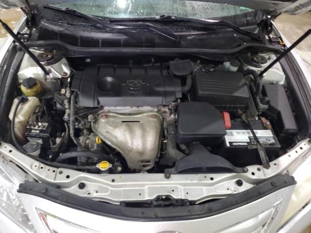 4T1BF3EK2BU655982 - 2011 TOYOTA CAMRY BASE SILVER photo 11