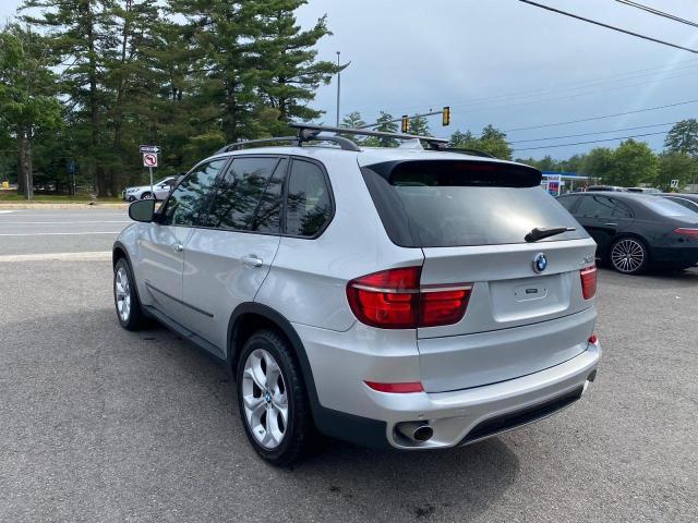 5UXZW0C58C0B90049 - 2012 BMW X5 XDRIVE35D SILVER photo 4