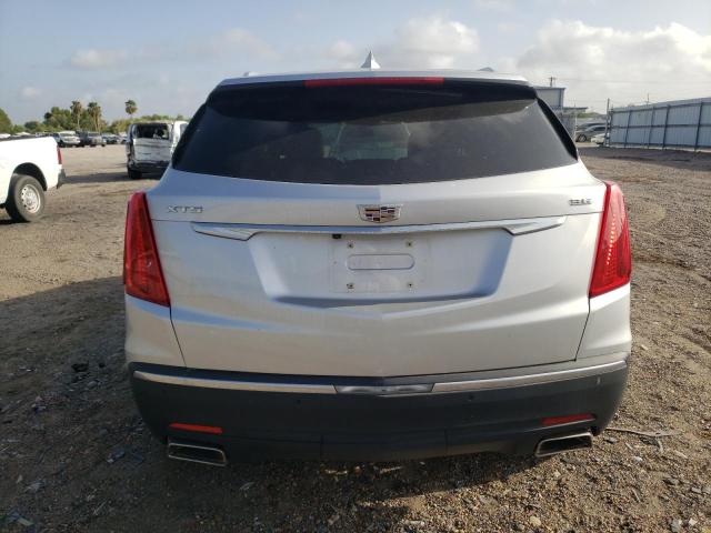 1GYKNBRS9HZ215761 - 2017 CADILLAC XT5 LUXURY SILVER photo 6