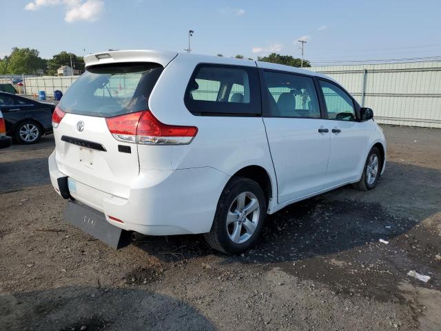 5TDZK3DC5CS262847 - 2012 TOYOTA SIENNA WHITE photo 3