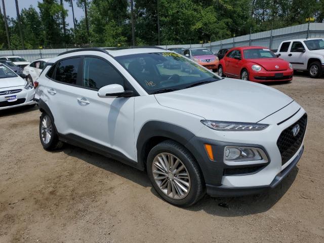 KM8K62AA5LU516955 - 2020 HYUNDAI KONA SEL PLUS WHITE photo 4