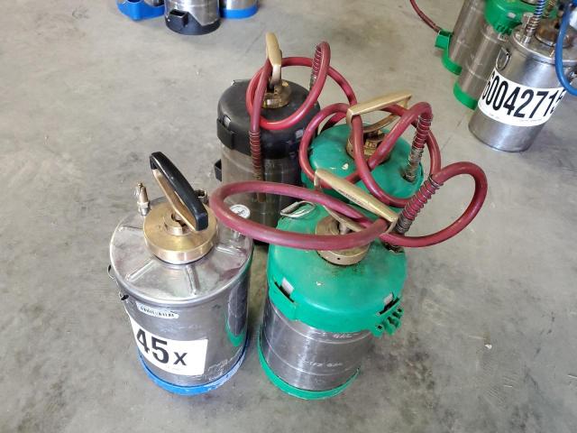 000003 - 2023 AMERICAN MOTORS PEST PUMP SILVER photo 2