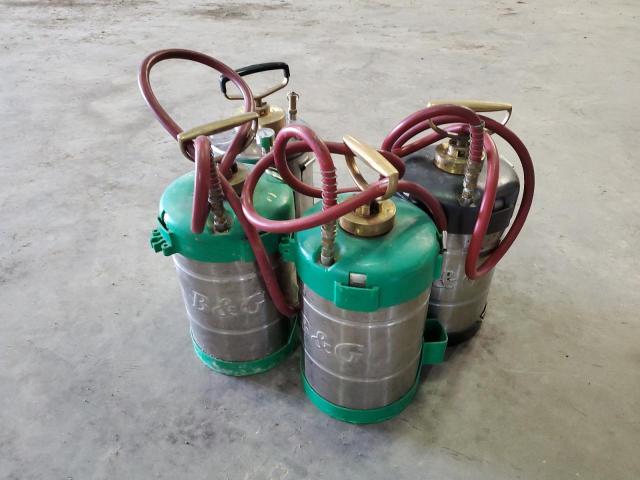 000003 - 2023 AMERICAN MOTORS PEST PUMP SILVER photo 3