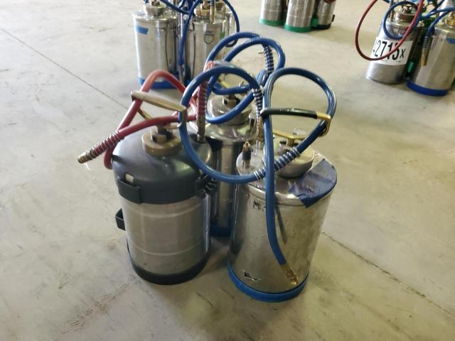 000006 - 2023 AMERICAN MOTORS PEST PUMP SILVER photo 9