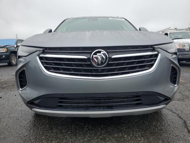 LRBFZPR49PD189473 - 2023 BUICK ENVISION ESSENCE Gümüş fotoğraf 5