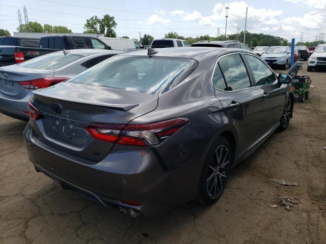 4T1G11AK0PU136189 - 2023 TOYOTA CAMRY SE NIGHT SHADE GRAY photo 3
