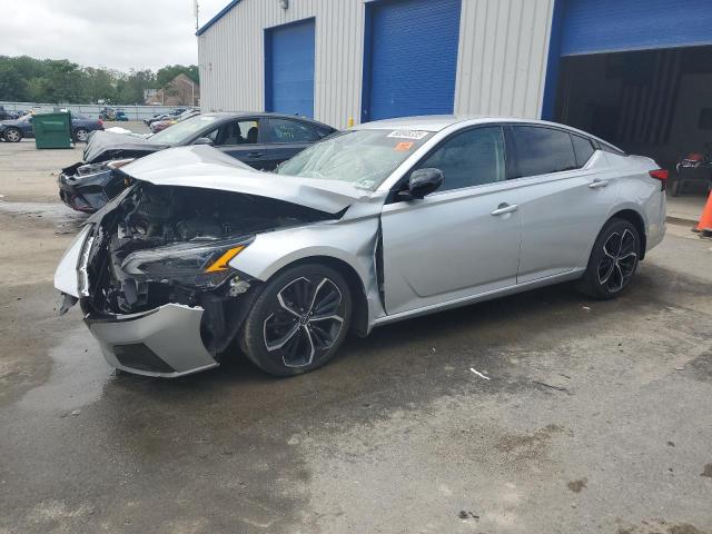 2023 NISSAN ALTIMA SR, 