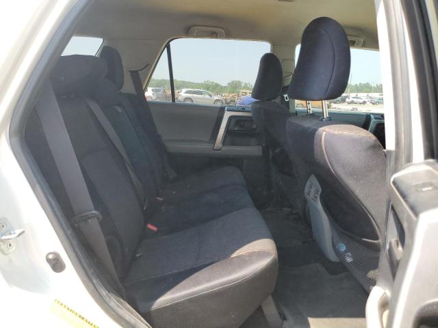 JTEBU5JR7C5087342 - 2012 TOYOTA 4RUNNER SR5 WHITE photo 11