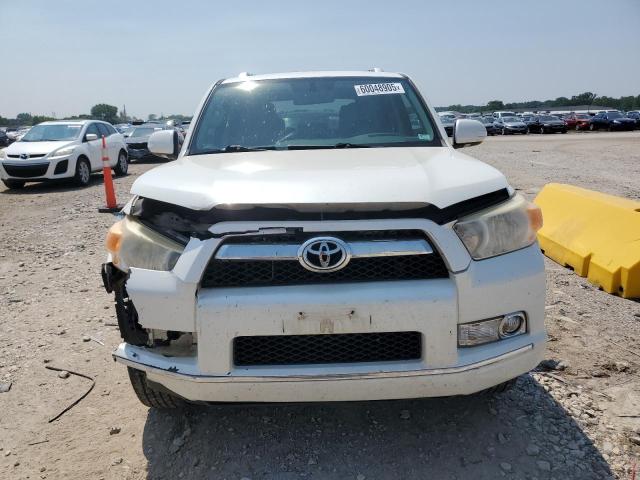 JTEBU5JR7C5087342 - 2012 TOYOTA 4RUNNER SR5 WHITE photo 5