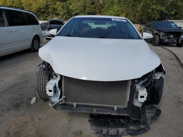 4T1BF1FK4GU198411 - 2016 TOYOTA CAMRY LE WHITE photo 5
