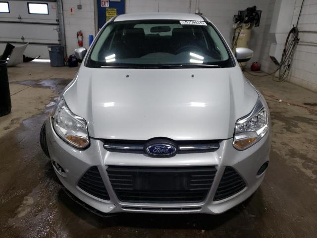 1FADP3K21DL298064 - 2013 FORD FOCUS SE SILVER photo 5